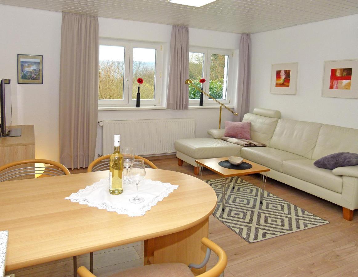 Апартаменты Haus Tannenweg Целль-ан-дер-Мозель Экстерьер фото